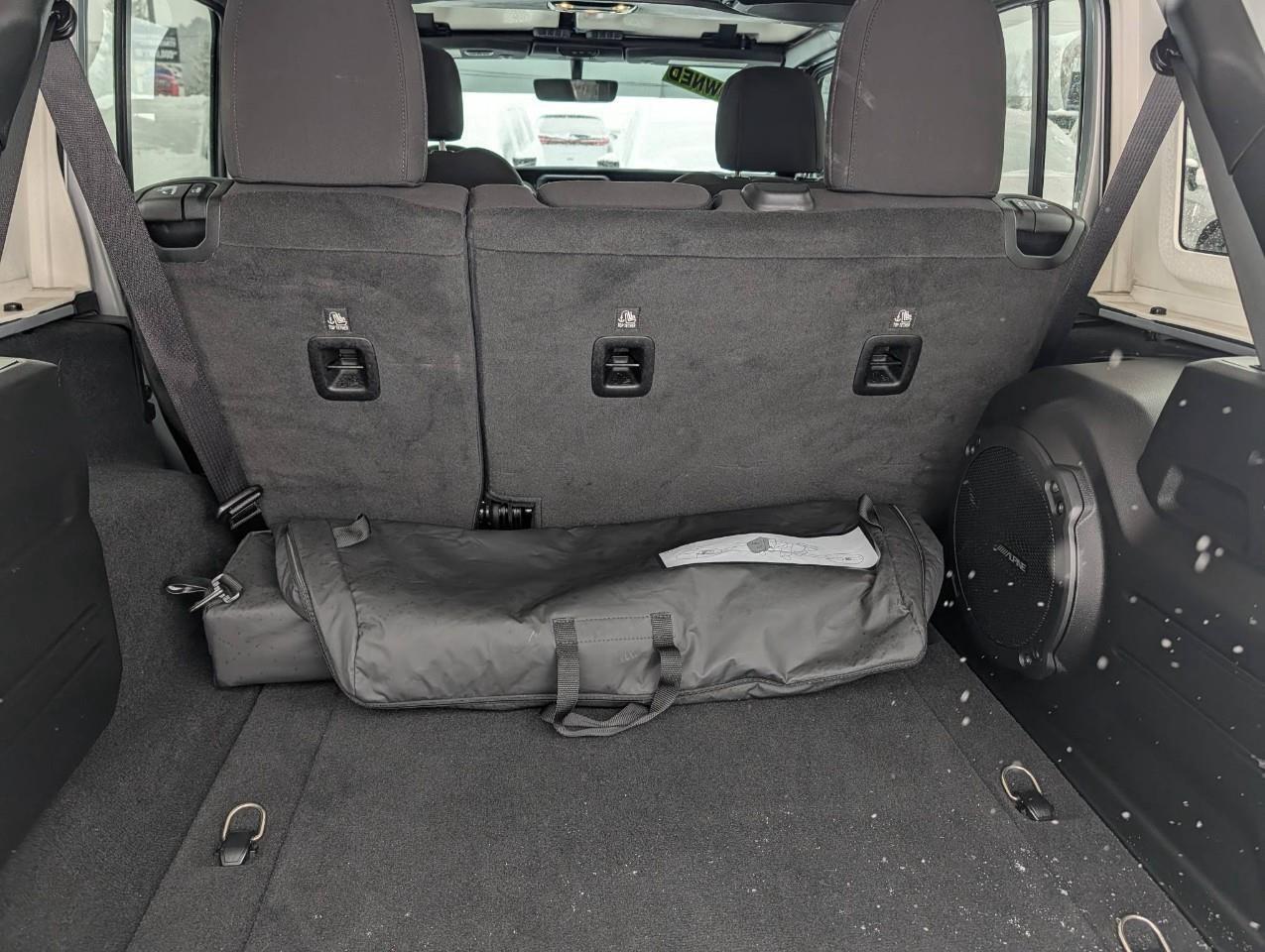 2023 Jeep Wrangler Sahara Photo