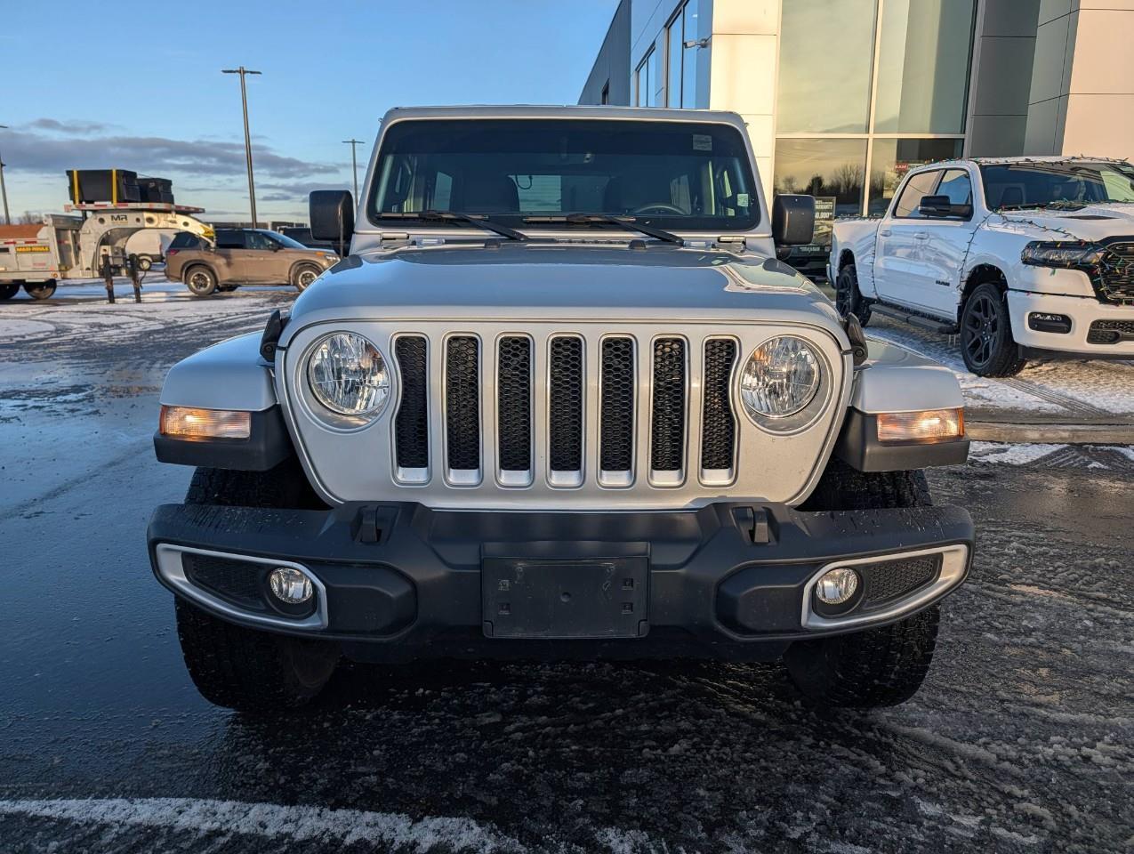 2023 Jeep Wrangler Sahara NO ACCIDENTS/ LOW KMS Photo