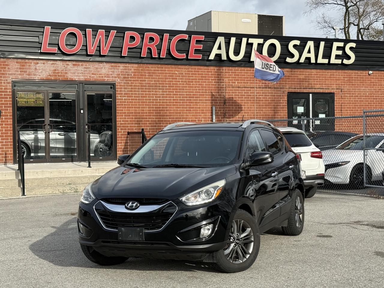 2015 Hyundai Tucson GLS I ONE OWNER I 2.0 I 4 CYL I FWD I PANO I RCAM Photo0