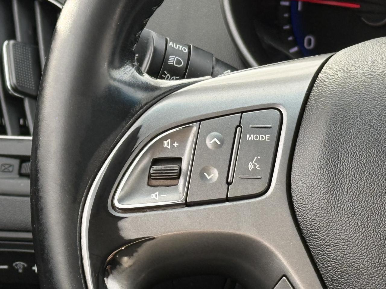 2015 Hyundai Tucson GLS I ONE OWNER I 2.0 I 4 CYL I FWD I PANO I RCAM Photo