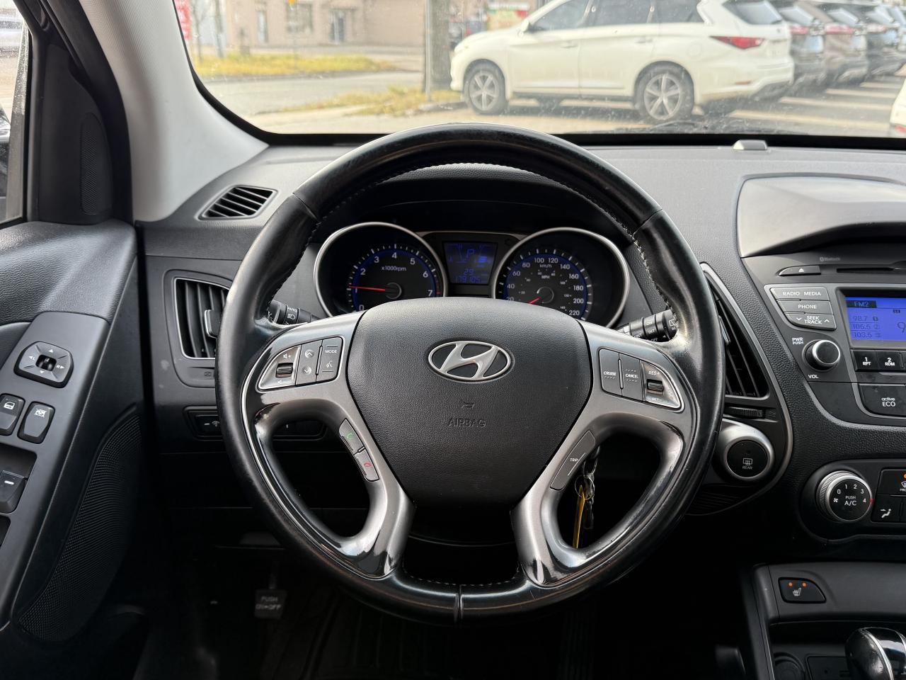 2015 Hyundai Tucson GLS I ONE OWNER I 2.0 I 4 CYL I FWD I PANO I RCAM Photo