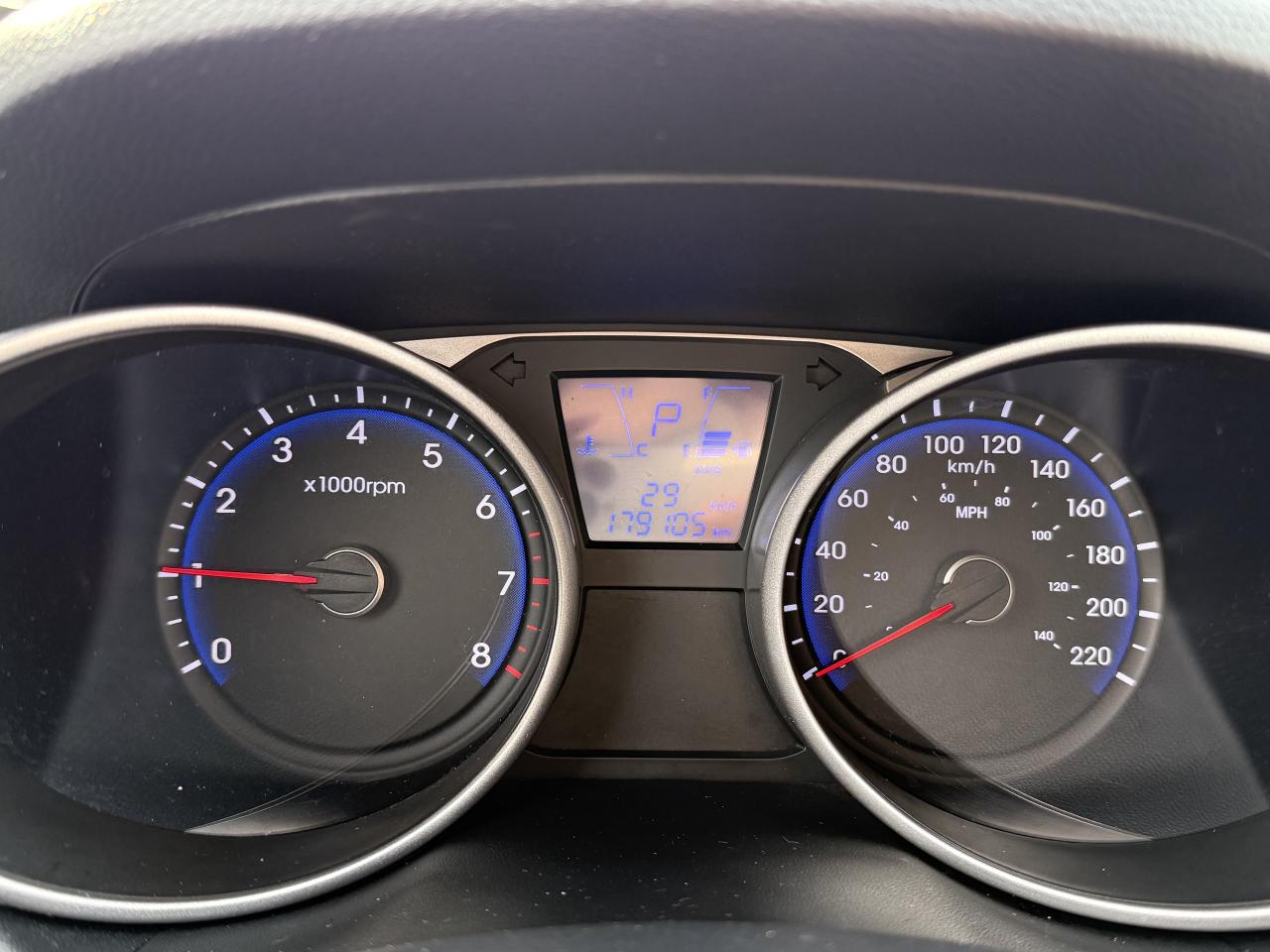 2015 Hyundai Tucson GLS I ONE OWNER I 2.0 I 4 CYL I FWD I PANO I RCAM Photo