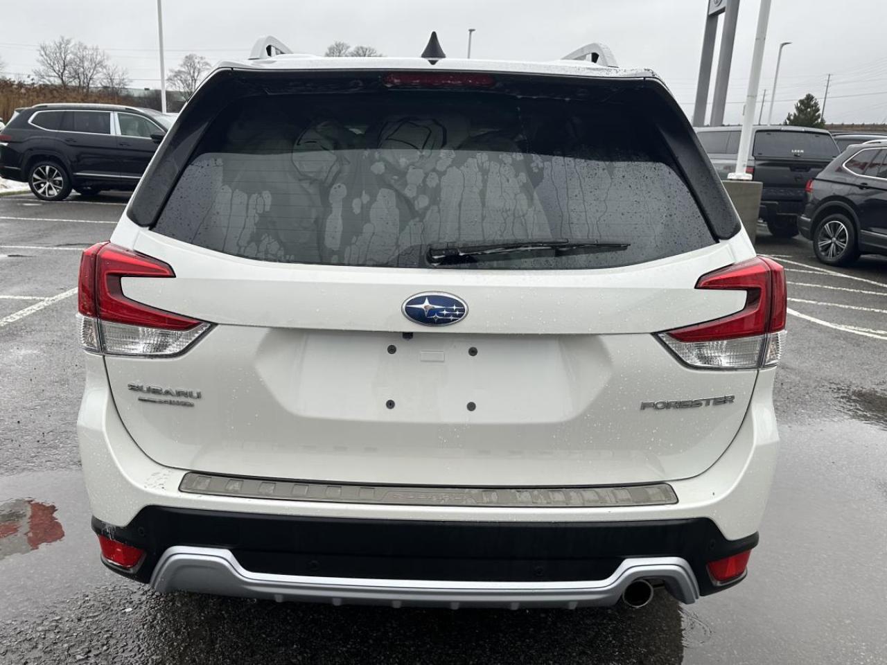 2024 Subaru Forester Premier AWD Photo4