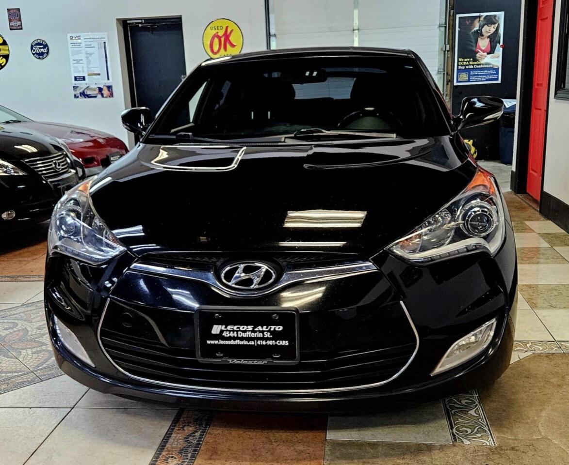 2016 Hyundai Veloster 3dr Cpe Auto Tech w/Yellow Colour Pack One Owner/B Photo