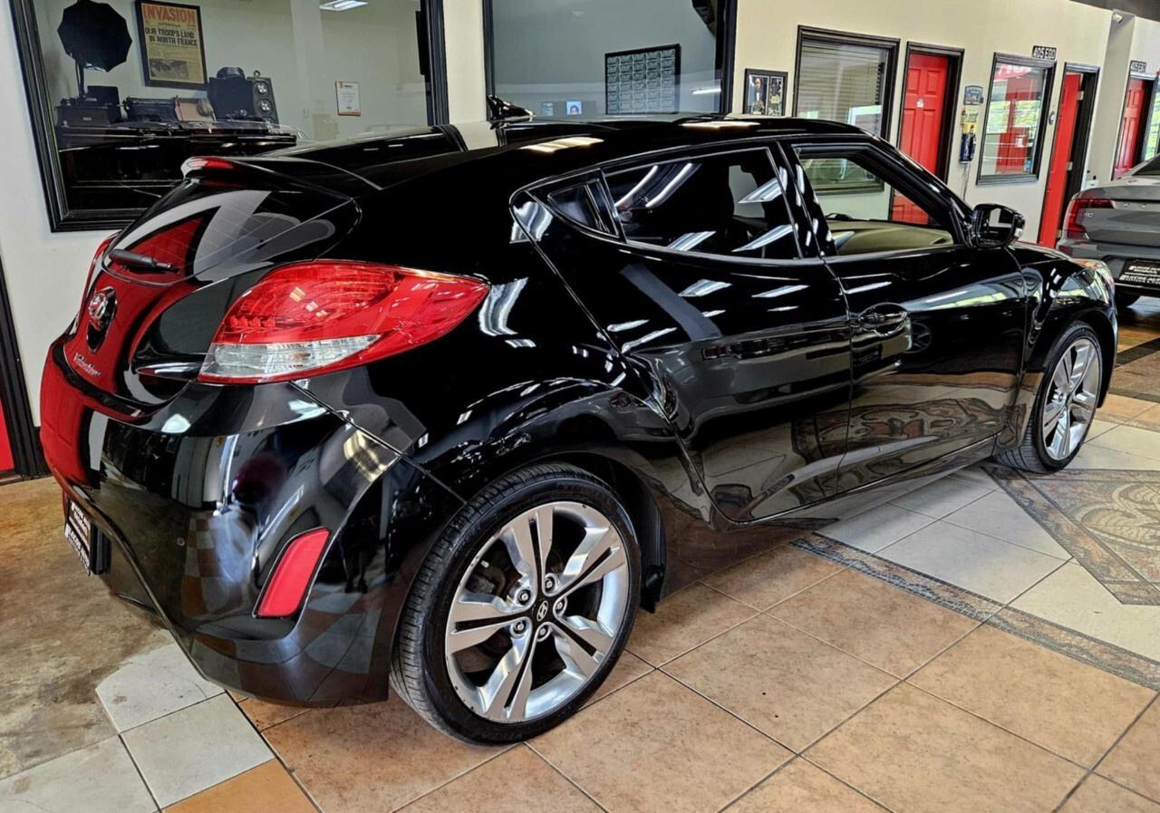 2016 Hyundai Veloster 3dr Cpe Auto Tech w/Yellow Colour Pack One Owner/B Photo