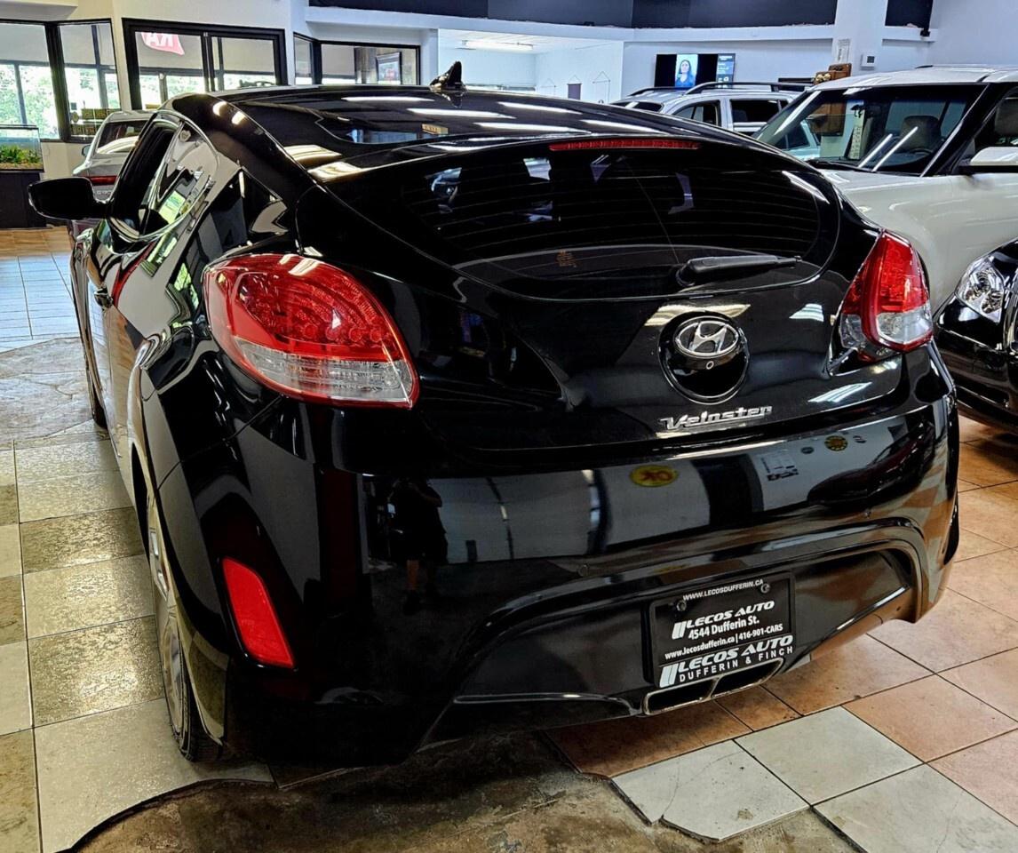 2016 Hyundai Veloster 3dr Cpe Auto Tech w/Yellow Colour Pack One Owner/B Photo