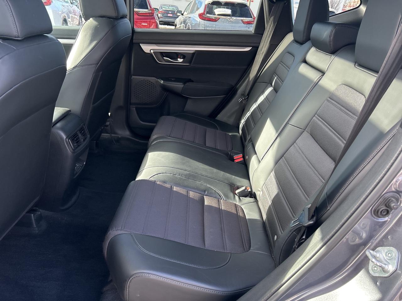 2022 Honda CR-V Sport CarPlay Rear Cam Sunroof Heated Seats Photo