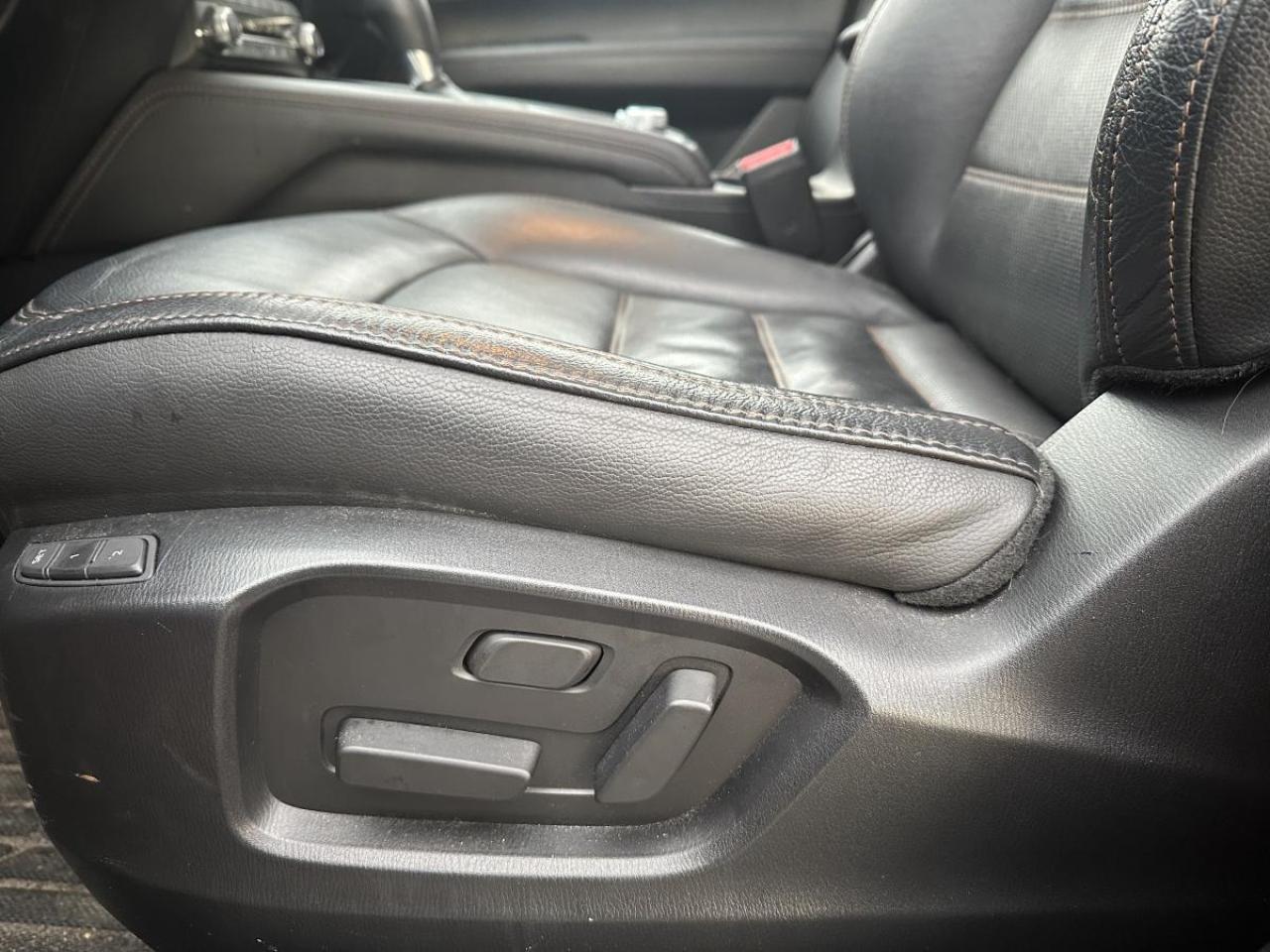 2019 Mazda CX-5 GT AWD 2.5L I4 CD at 1 OWNER Photo2