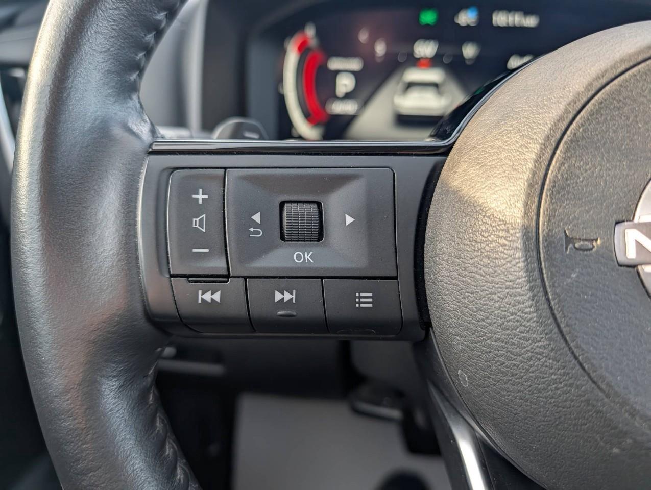 2024 Nissan Rogue Platinum HEADS-UP DISPLAY Photo