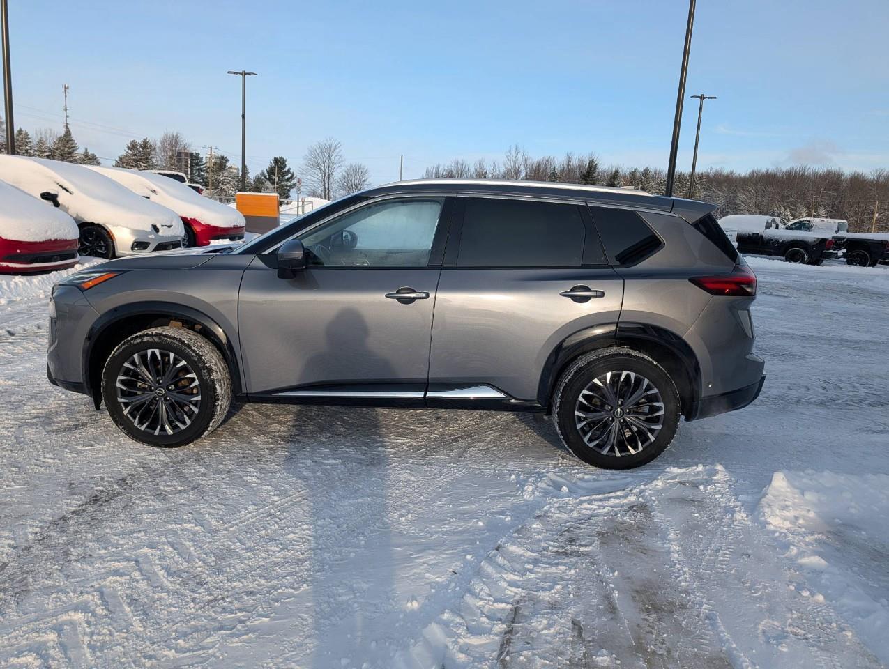 2024 Nissan Rogue Platinum HEADS-UP DISPLAY Photo