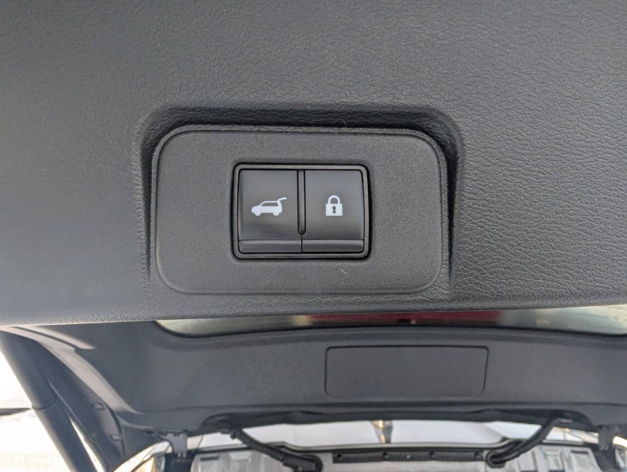 2024 Nissan Rogue Platinum HEADS-UP DISPLAY Photo