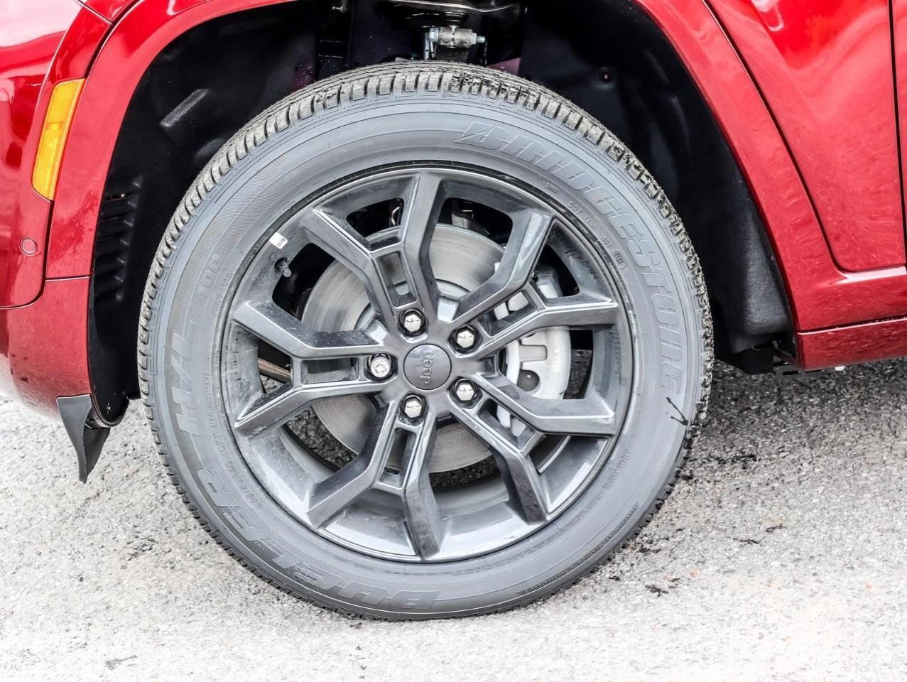 2023 Jeep Grand Cherokee 4xe Incl. Panoramic Sunroof + Surround Camera Photo