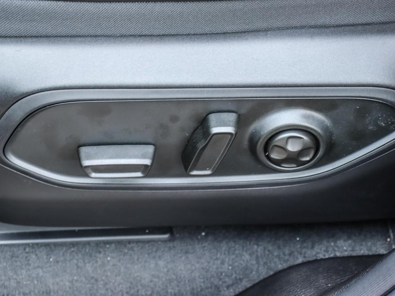 2023 Jeep Grand Cherokee 4xe Incl. Panoramic Sunroof + Surround Camera Photo