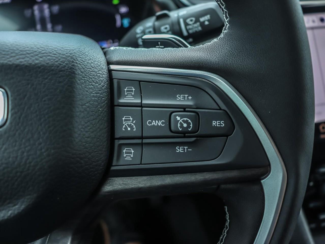 2023 Jeep Grand Cherokee 4xe Incl. Panoramic Sunroof + Surround Camera Photo