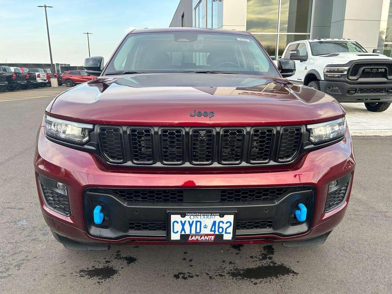 2023 Jeep Grand Cherokee Incl. Panoramic Sunroof + Surround Camera Photo