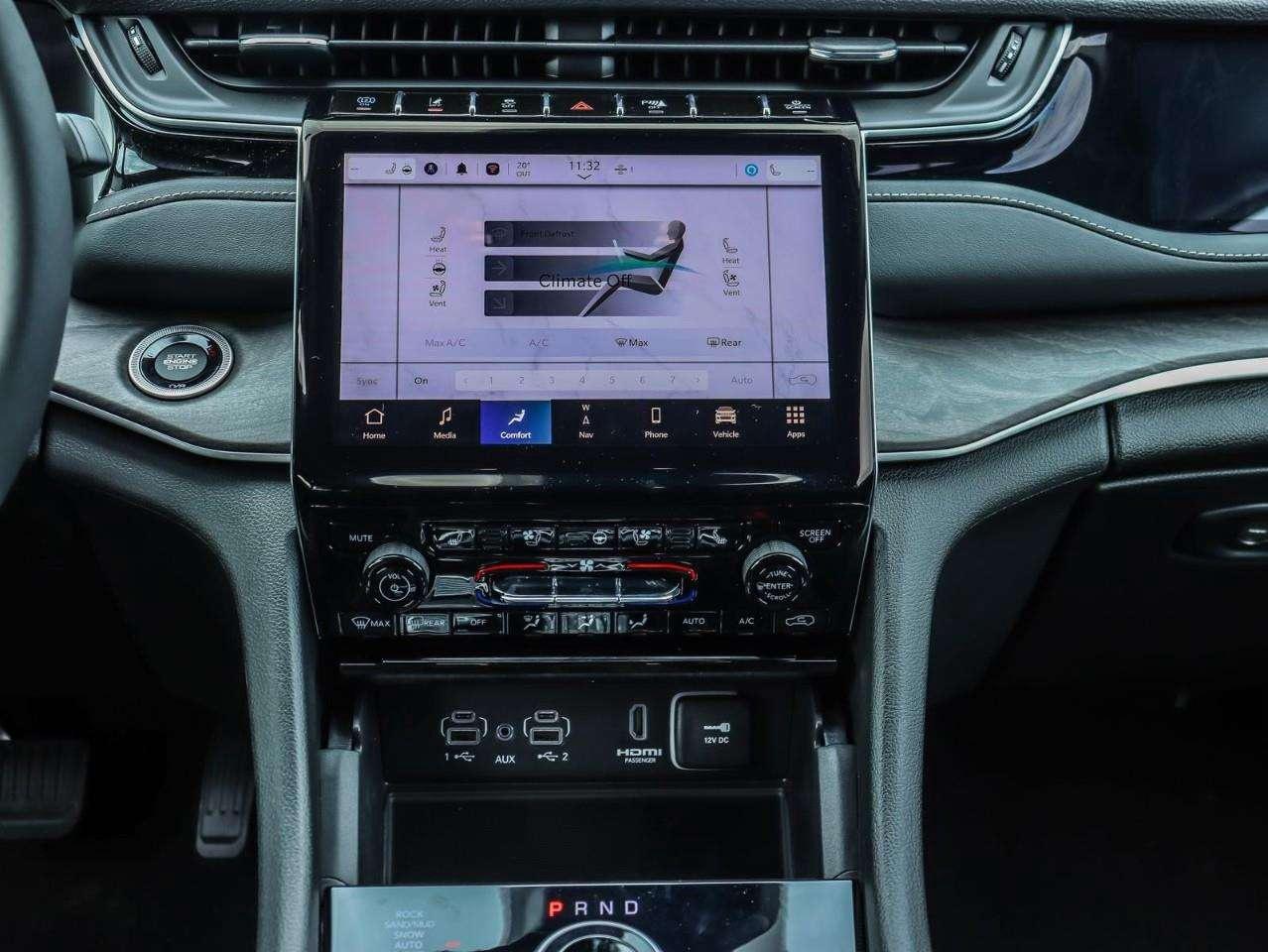 2023 Jeep Grand Cherokee Incl. Panoramic Sunroof + Surround Camera Photo