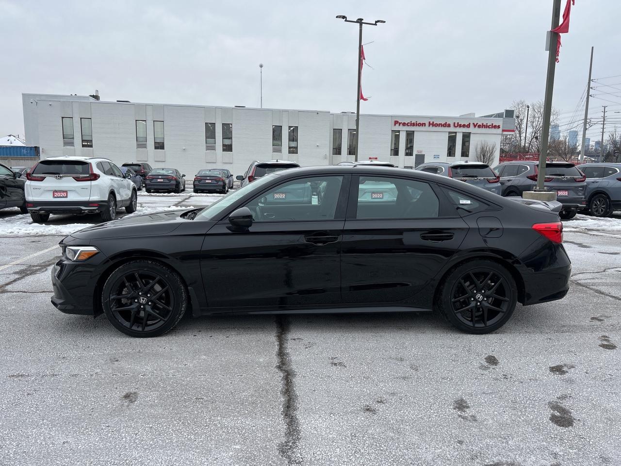 2024 Honda Civic Si Sedan Si  Navigation  Sunroof CarPlay H.Seats Like New! Photo2