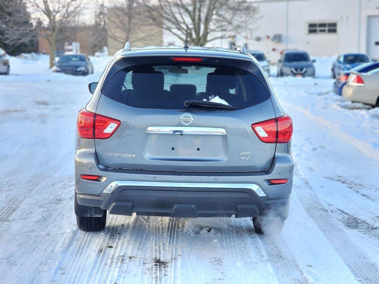 2018 Nissan Pathfinder SV TECH !!! NO ACCIDENTS !!! SOLD AS IS   NO INSPE Photo4
