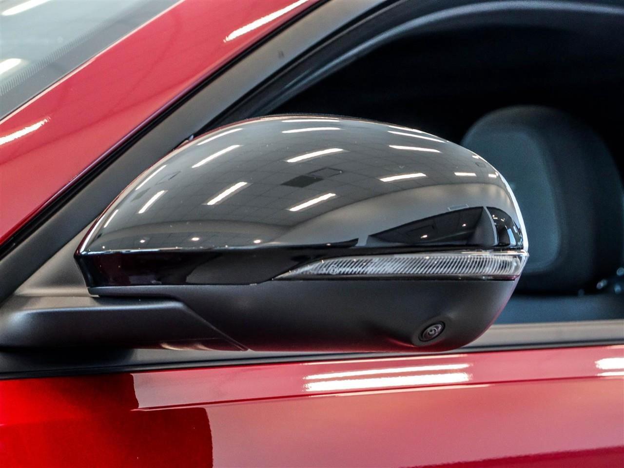 2025 Dodge Hornet GT Incl. Sunroof + Heated/Vented Leather Seats Photo