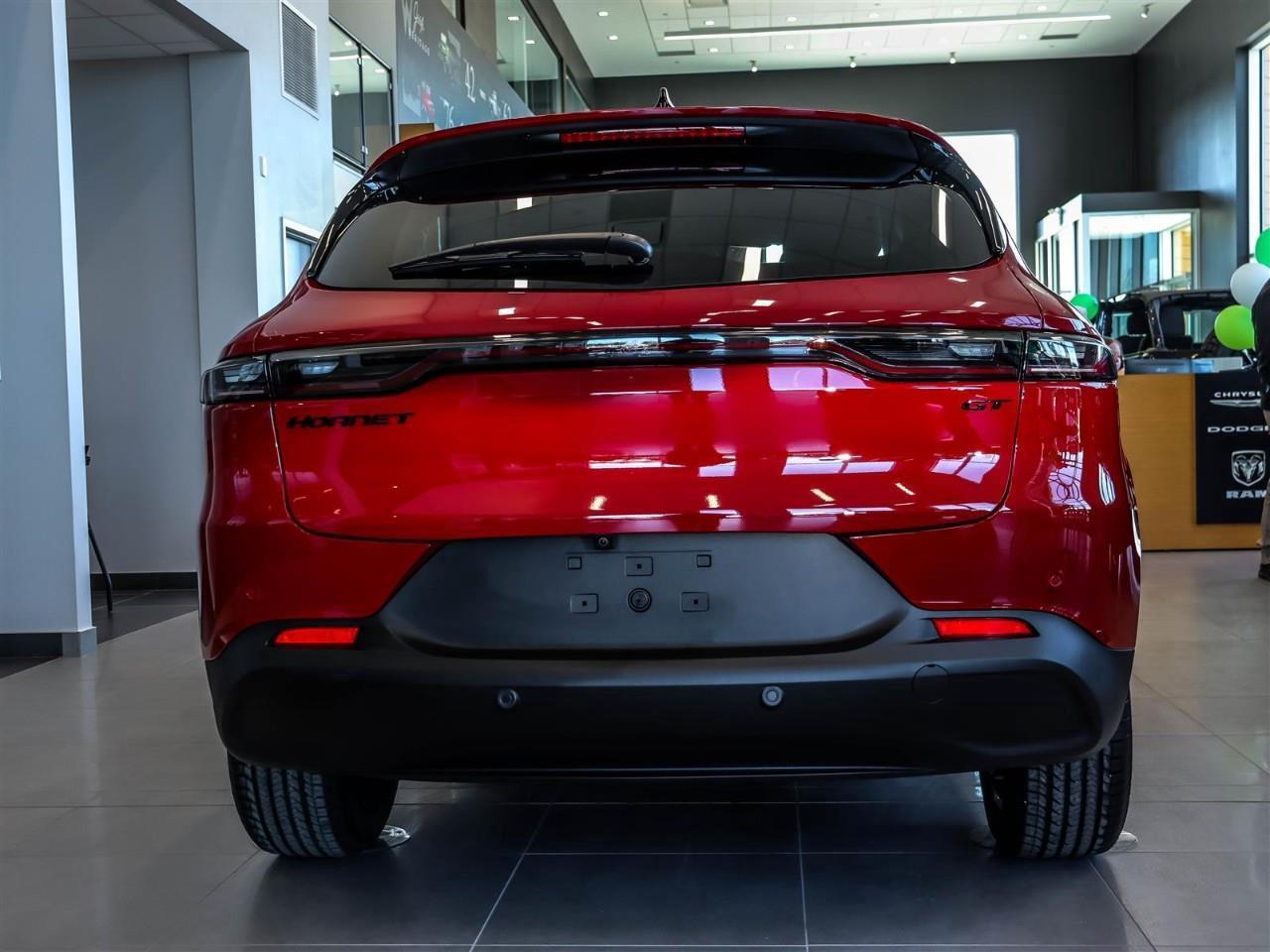 2025 Dodge Hornet GT Incl. Sunroof + Heated/Vented Leather Seats Photo