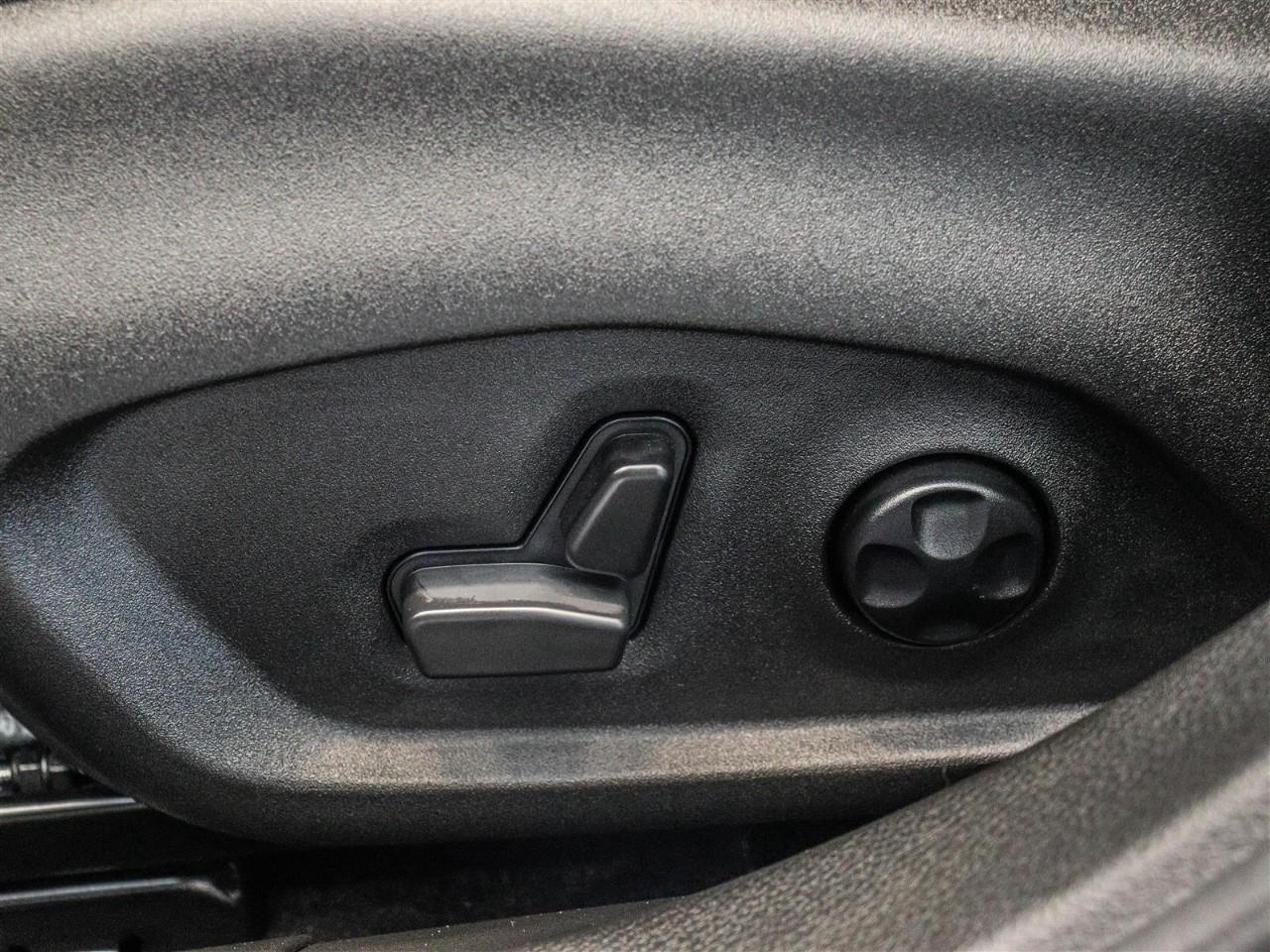 2025 Dodge Hornet GT Incl. Sunroof + Heated/Vented Leather Seats Photo