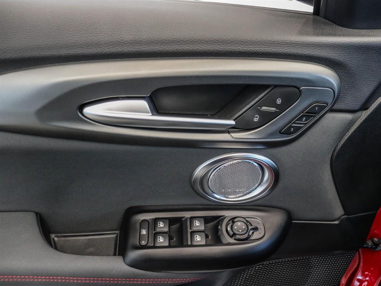 2025 Dodge Hornet GT Incl. Sunroof + Heated/Vented Leather Seats Photo