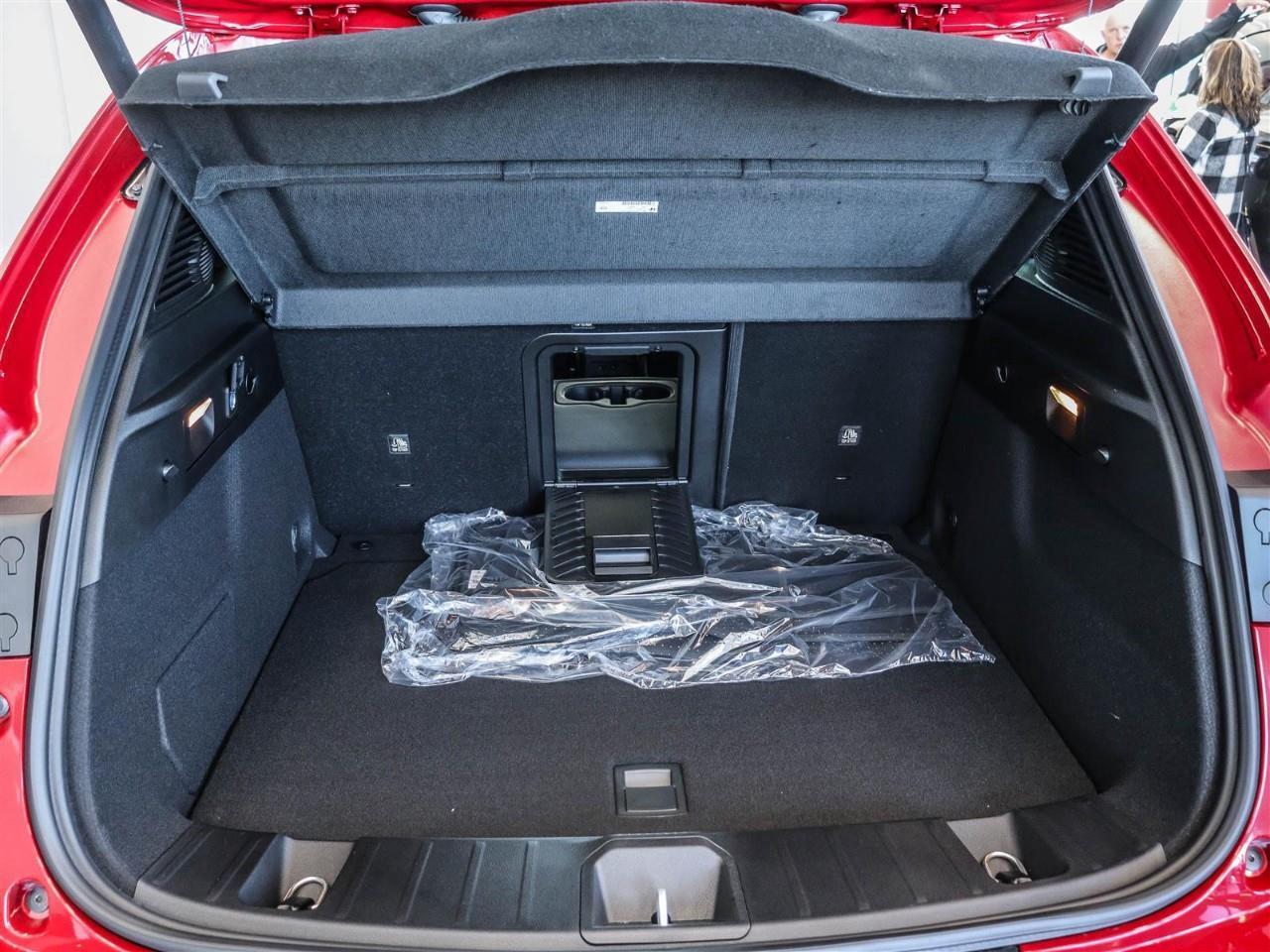 2025 Dodge Hornet GT Incl. Sunroof + Heated/Vented Leather Seats Photo