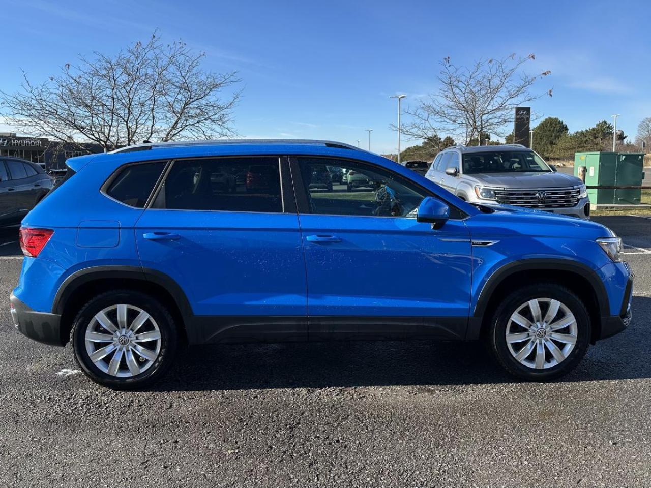 2022 Volkswagen Taos Comfortline 4Motion AWD - Panoramic sunroof Photo