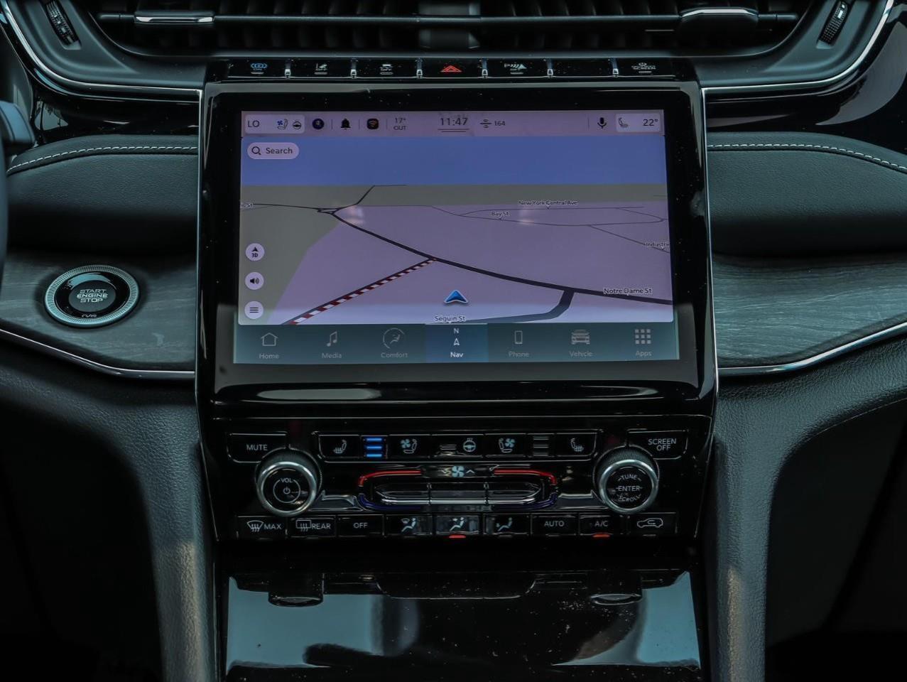 2023 Jeep Grand Cherokee 4xe Overland Incl. Panoramic Sunroof   Rear Seat Video Photo