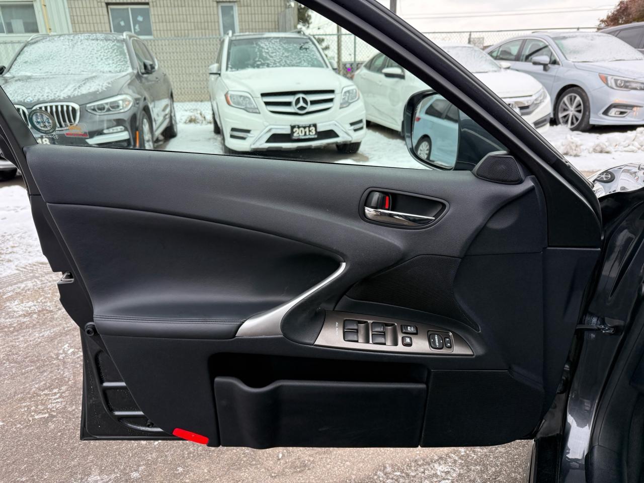 2008 Lexus IS 250 IS 250 RWD Auto  ACCIDENT FREE CERTIFIED MINT Photo