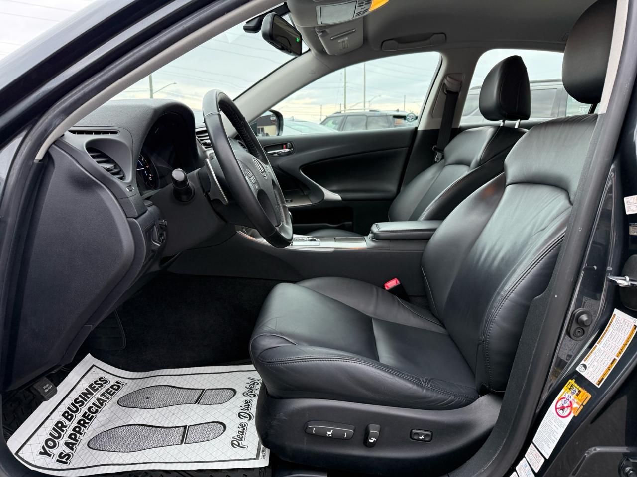 2008 Lexus IS 250 IS 250 RWD Auto  ACCIDENT FREE CERTIFIED MINT Photo