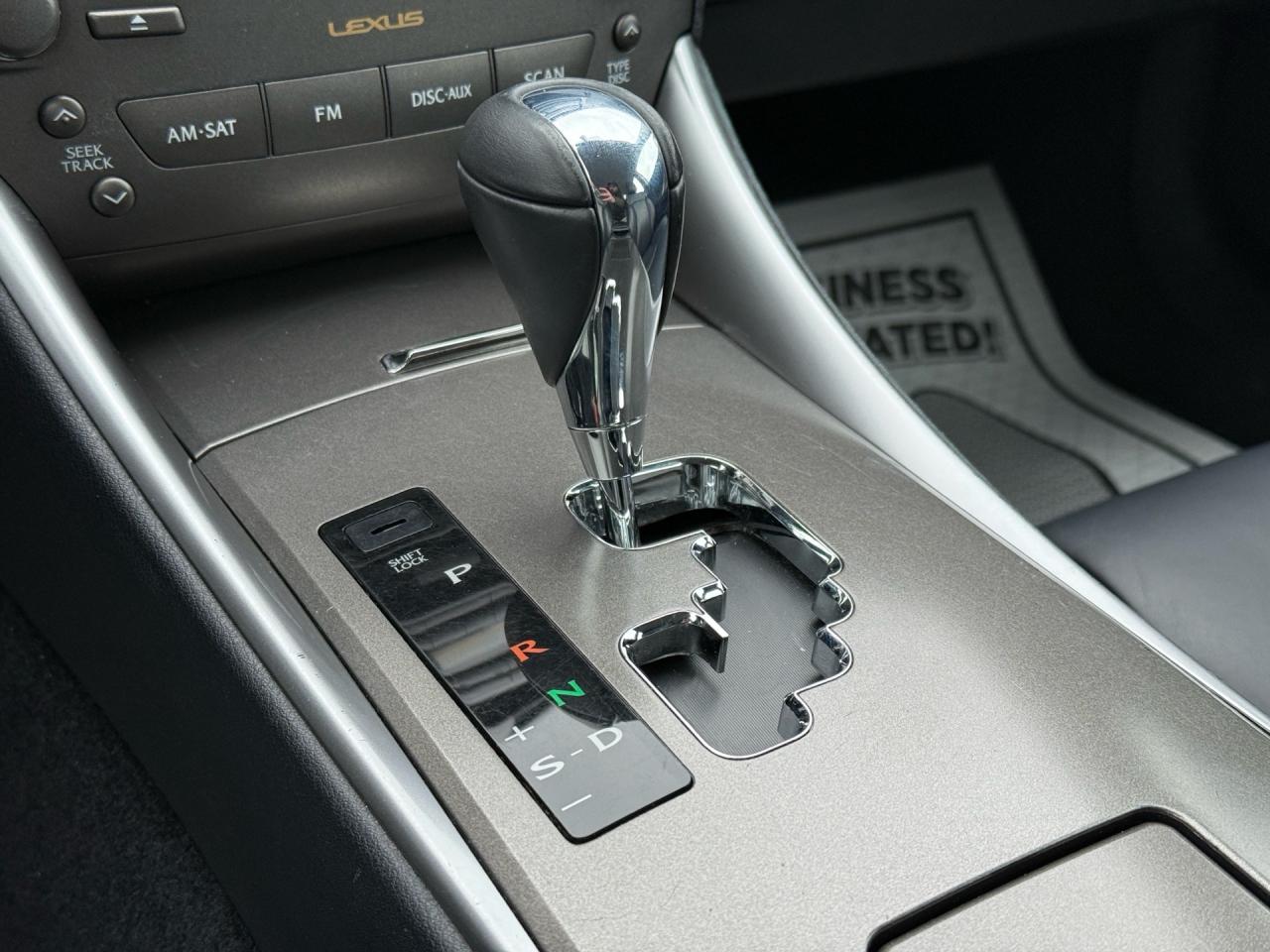 2008 Lexus IS 250 IS 250 RWD Auto  ACCIDENT FREE CERTIFIED MINT Photo