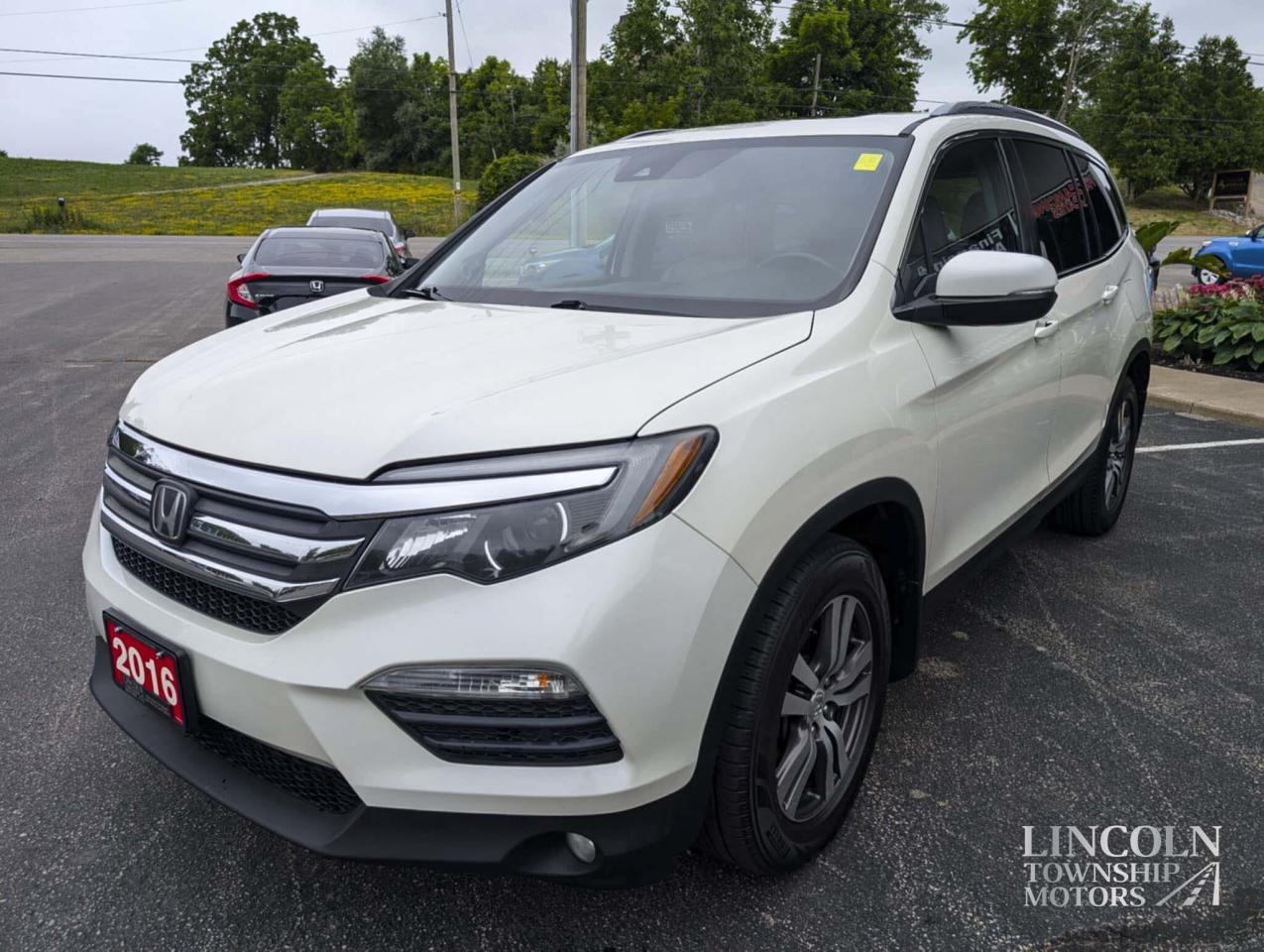 2016 Honda Pilot EX-L - RMT START, CLEAN CARFAX, 8 SEATS, NAV, 4WD Photo