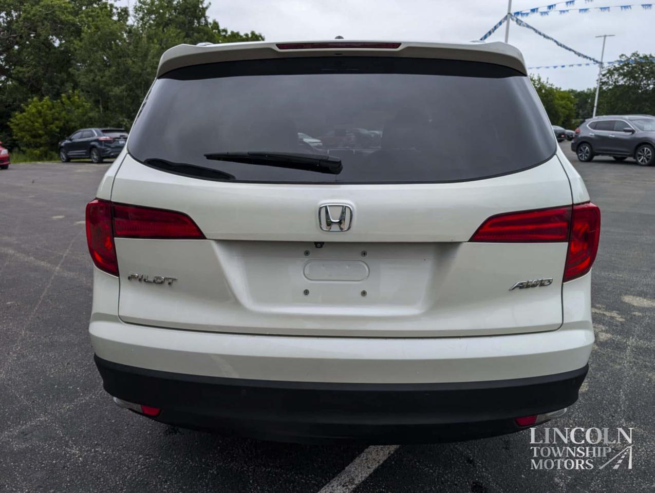 2016 Honda Pilot EX-L - RMT START, CLEAN CARFAX, 8 SEATS, NAV, 4WD Photo