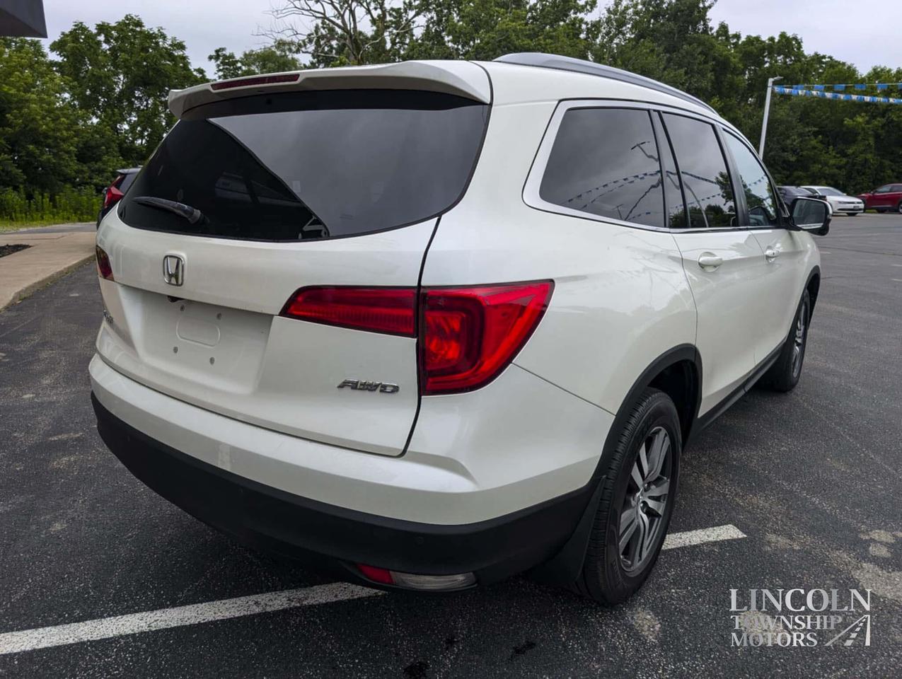 2016 Honda Pilot EX-L - RMT START, CLEAN CARFAX, 8 SEATS, NAV, 4WD Photo