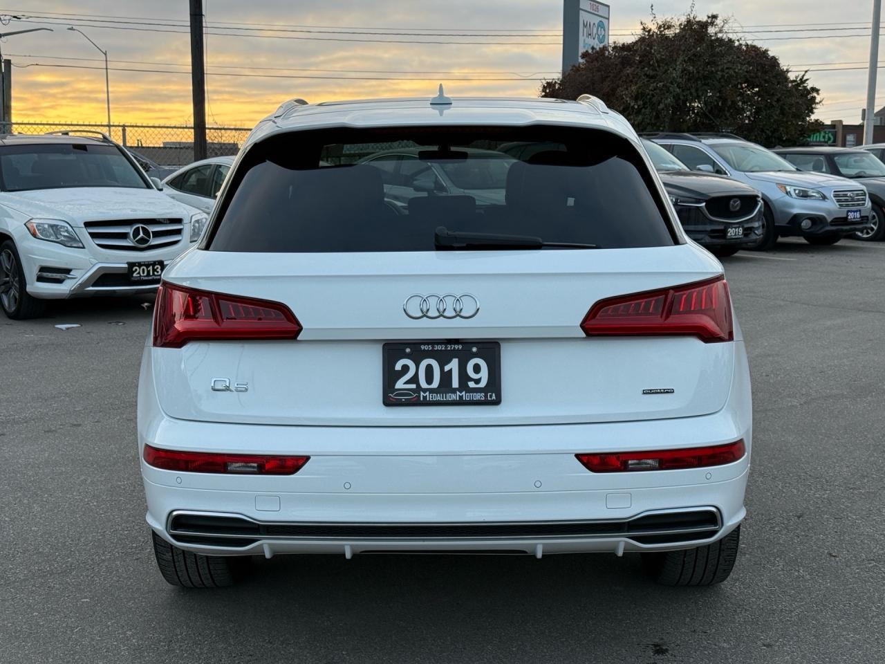 2019 Audi Q5 Technik S-Line quattro  ACCIDENT FREE 1-OWNER Photo