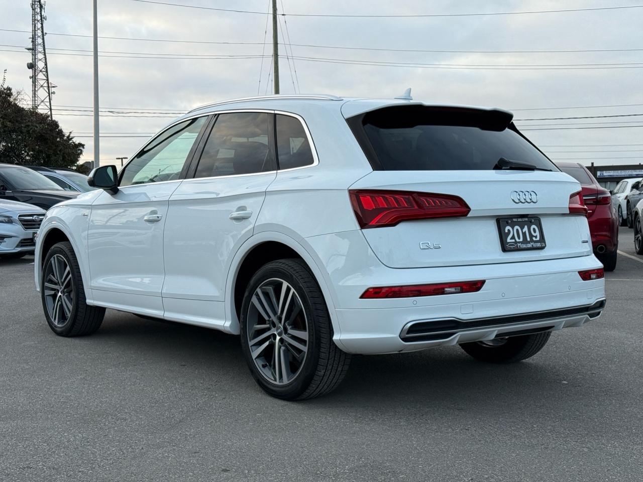 2019 Audi Q5 Technik S-Line quattro  ACCIDENT FREE 1-OWNER Photo