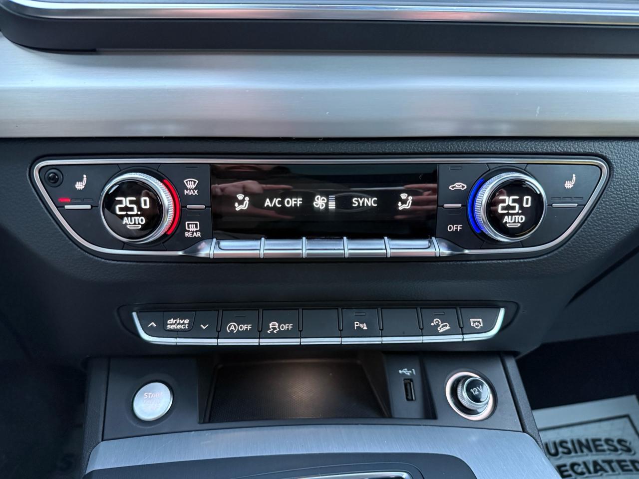 2019 Audi Q5 Technik S-Line quattro  ACCIDENT FREE 1-OWNER Photo