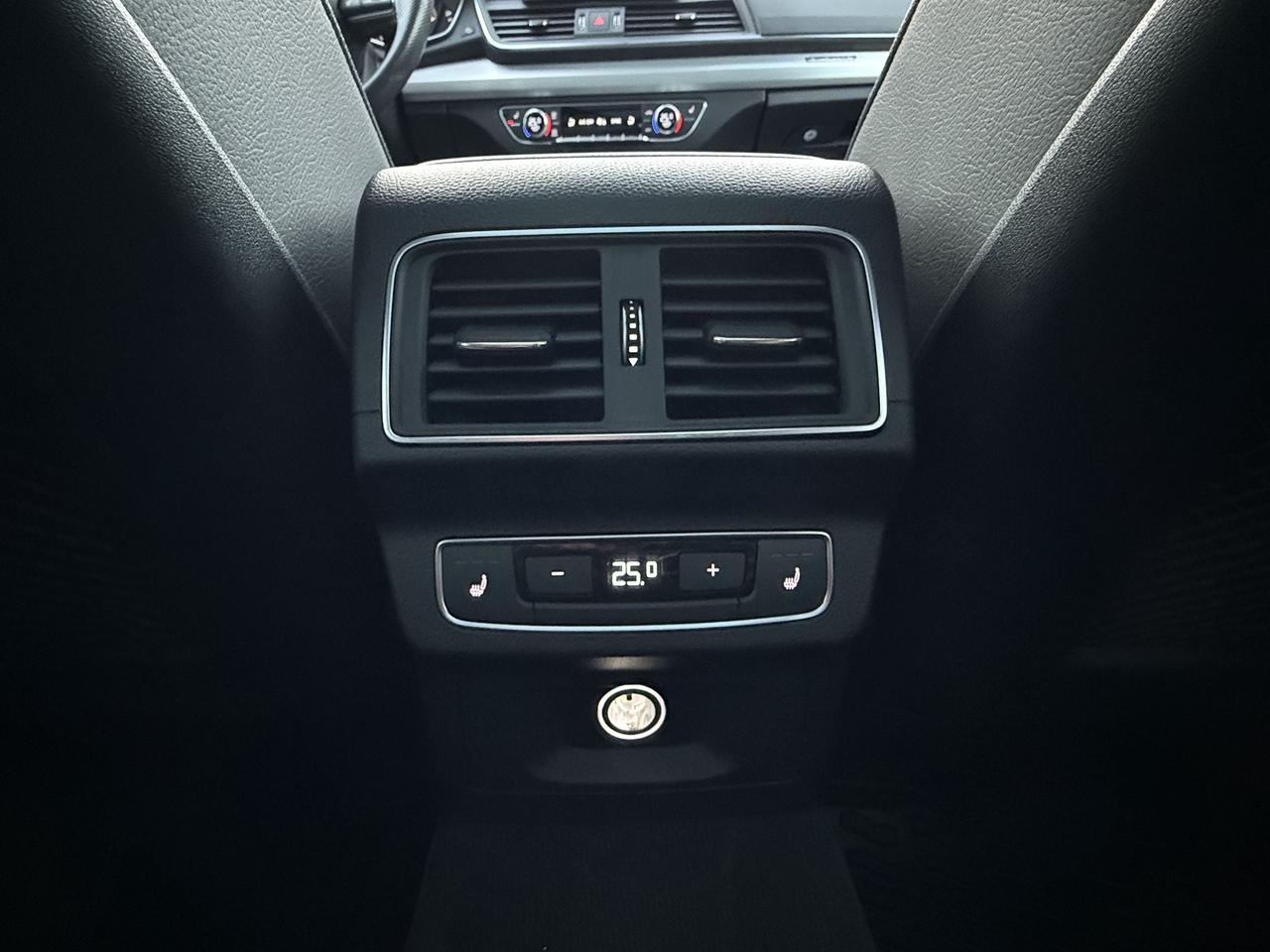 2019 Audi Q5 Technik S-Line quattro  ACCIDENT FREE 1-OWNER Photo