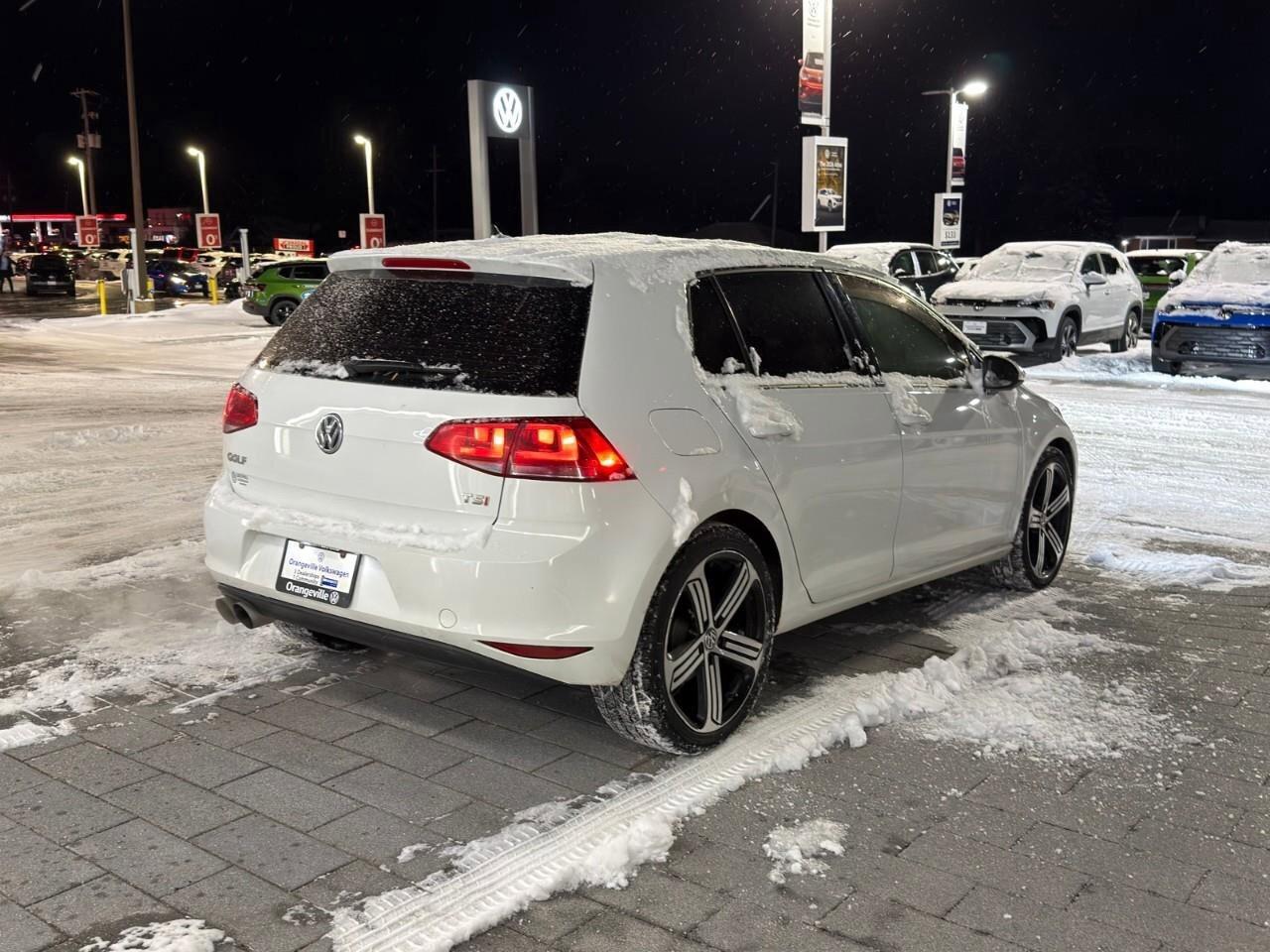 2017 Volkswagen Golf 1.8 TSI ComfortlineAS-TRADED, HTD SEATS, BACKUP CA Photo3