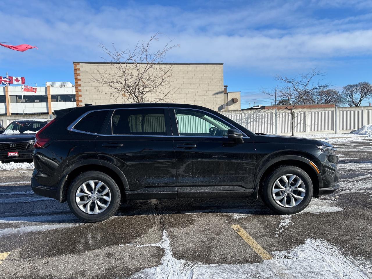 2023 Honda CR-V LX AWD  Heated Seats  Rear Camera CarPlay Photo