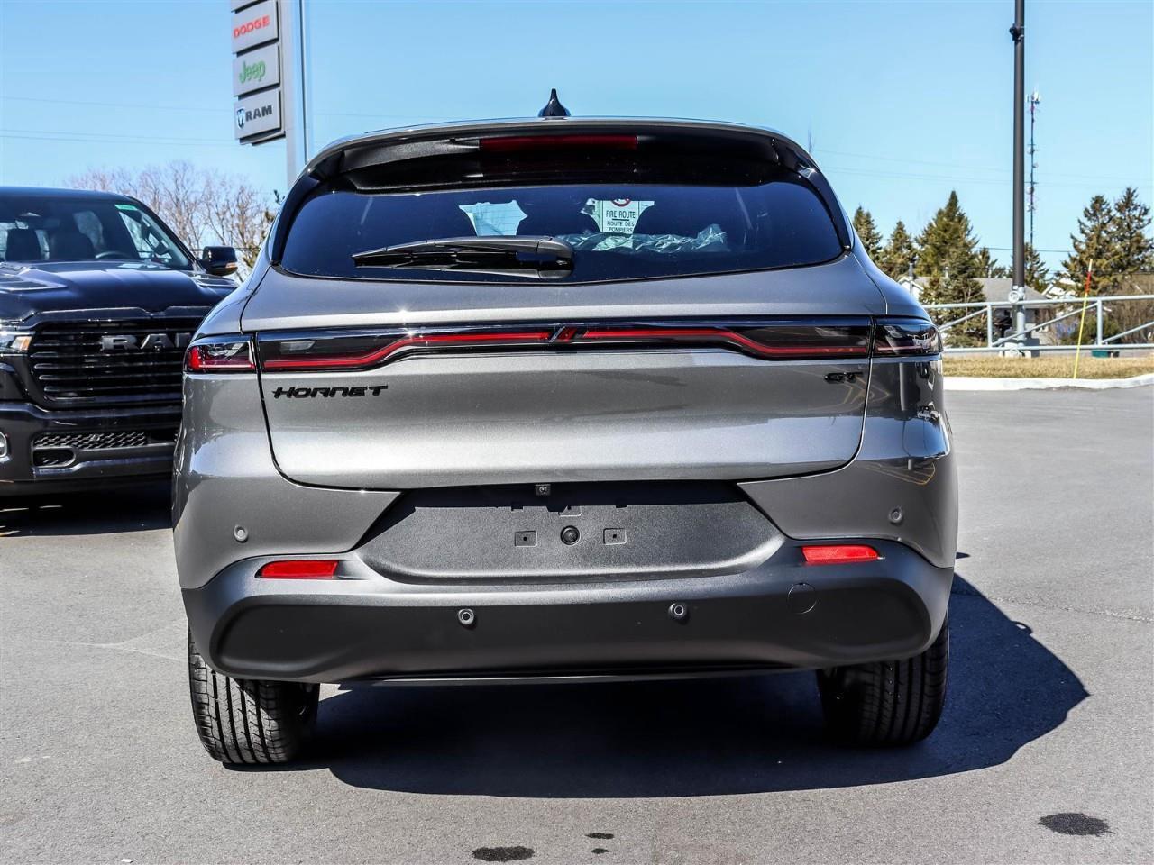 2025 Dodge Hornet GT Photo3