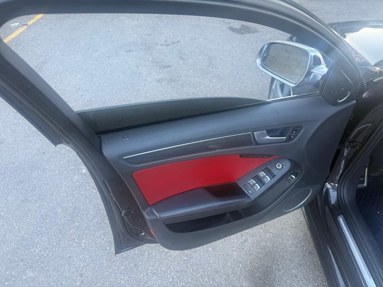 2013 Audi S4 4dr Sdn Man Premium 2013 Audi S4 MANUEL Photo