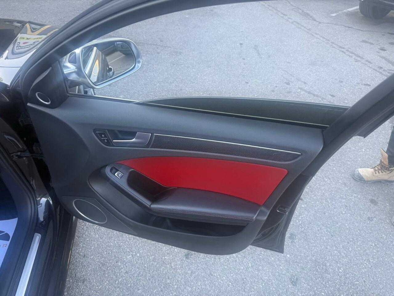 2013 Audi S4 4dr Sdn Man Premium 2013 Audi S4 MANUEL Photo