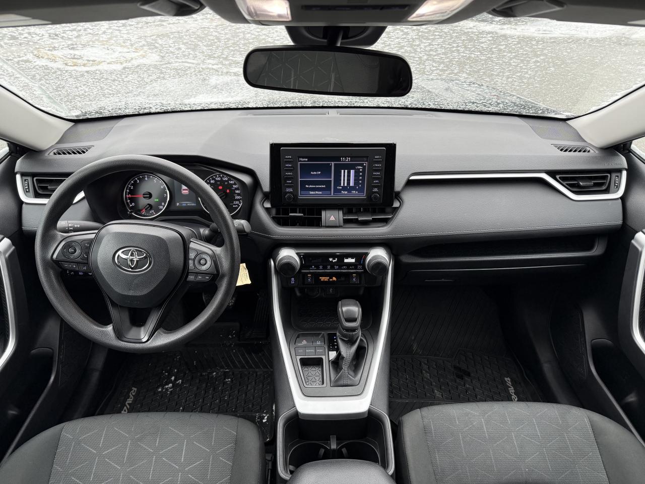 2022 Toyota RAV4 LE l FWD l One Owner l Toyota Warranty l Low Km l Photo