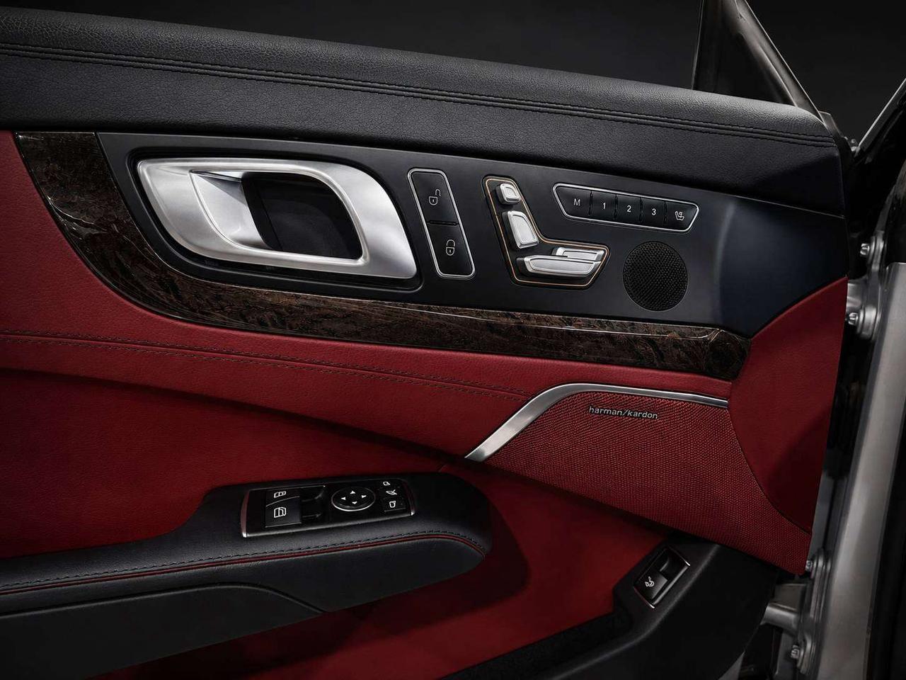2017 Mercedes-Benz SL450  Photo