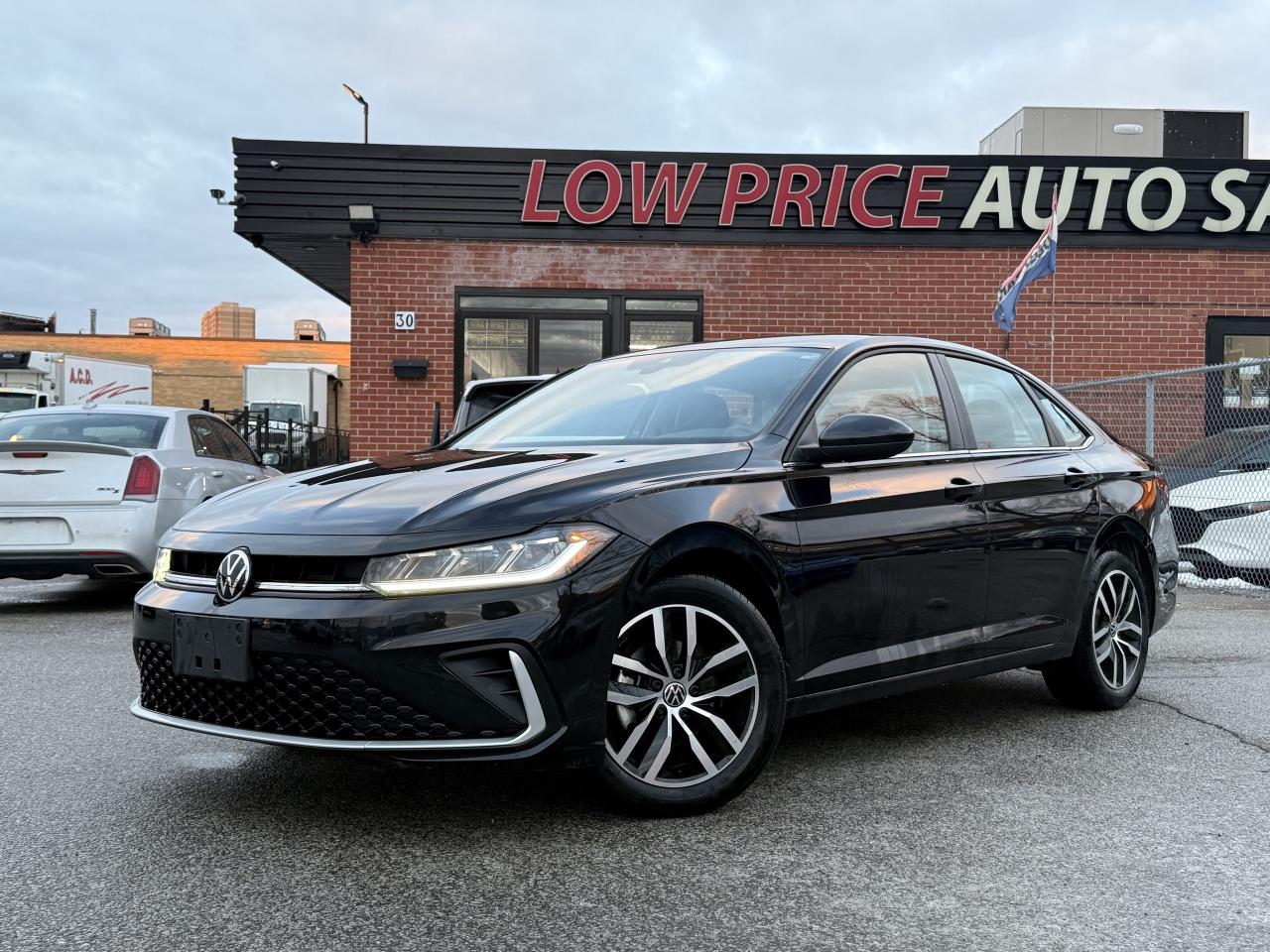 2025 Volkswagen Jetta No Accidents l FWD l 2.0 l VW Warranty l LikeNew l Photo