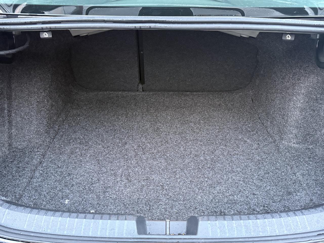 2025 Volkswagen Jetta No Accidents l FWD l 2.0 l VW Warranty l LikeNew l Photo