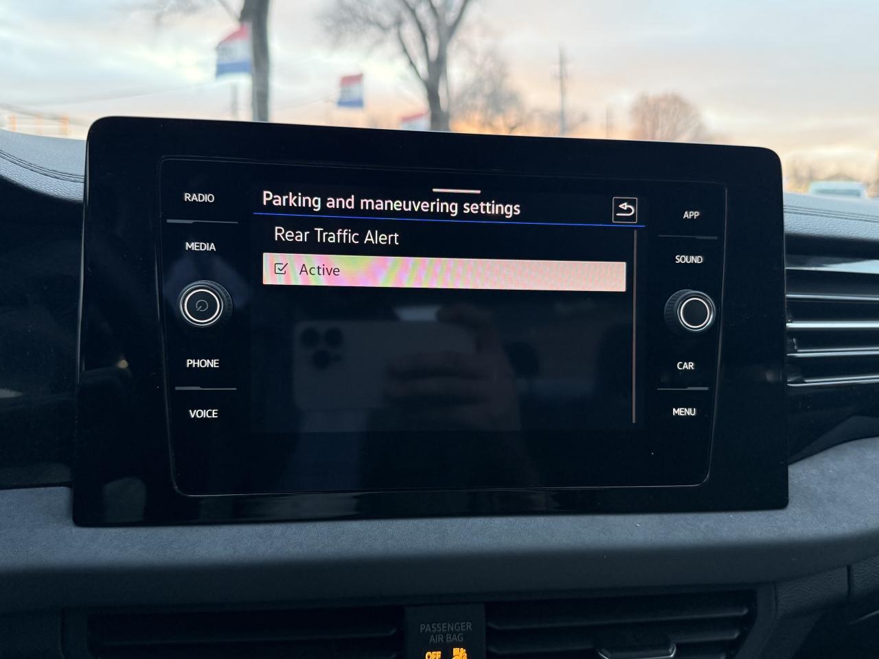 2025 Volkswagen Jetta No Accidents l FWD l 2.0 l VW Warranty l LikeNew l Photo