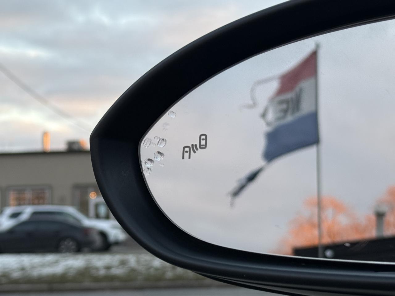 2025 Volkswagen Jetta No Accidents l FWD l 2.0 l VW Warranty l LikeNew l Photo